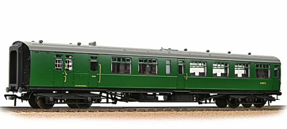 Bachmann 34-726  SR Bulleid Brake Third Semi-Open 10'' Vents BR (SR) Green