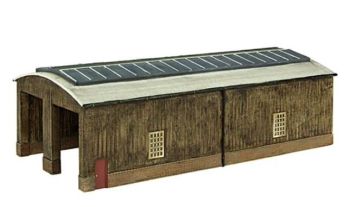 Scenecraft 42-0035  Wooden Carriage Shed (N)