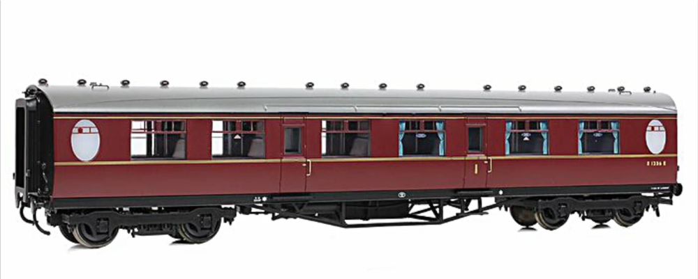 Bachmann 34-412  LNER Thompson Composite Corridor BR Maroon