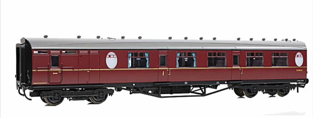 Bachmann 34-437A  LNER Thompson Corridor Brake Composite BR Maroon