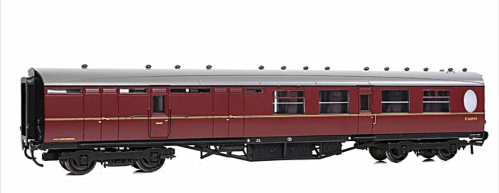 Bachmann 34-462A  LNER Thompson 2nd Class Brake Corridor BR Maroon