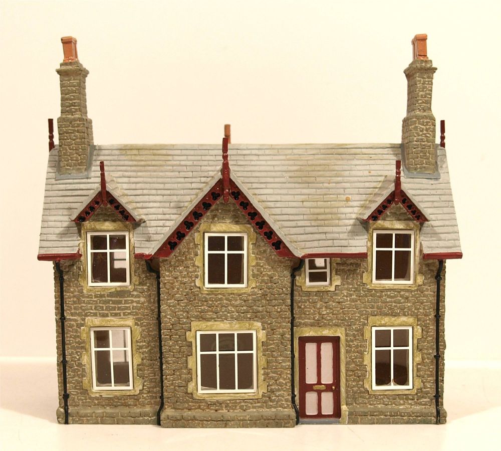 Bachmann Scenecraft 44-012-SU  Market Hampton Station Building 1:76