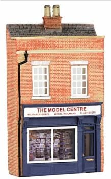 Scenecraft 42-275  Low Relief Model Shop (N)