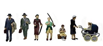 Scenecraft 36-442  Post-War Era Figures Set B
