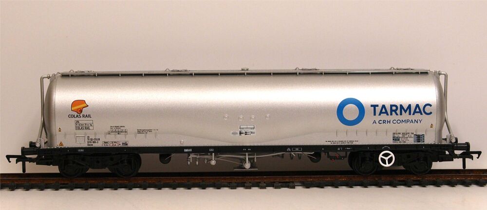 Bachmann 38-200K  JPA Bogie Cement Tank Wagon 'Colas Rail'