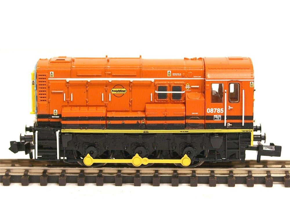 Graham Farish 371-018A  Class 08 08785 Freightliner G&W