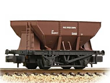 Graham Farish 373-216A  24T Iron Ore Hopper BR Bauxite (Early) [W]