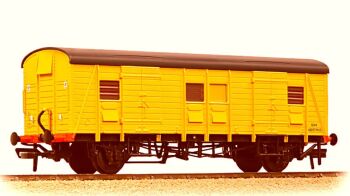 Bachmann 39-533  SR QVV (Ex-PMV) Staff Tool Van BR Departmental Yellow