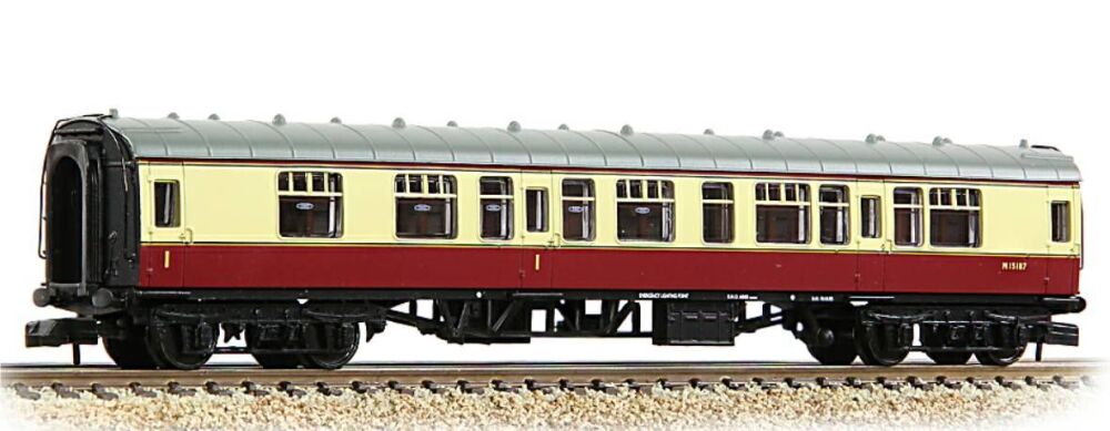 Graham Farish 374-255E  BR Mk1 CK Composite Corridor BR Crimson & Cream