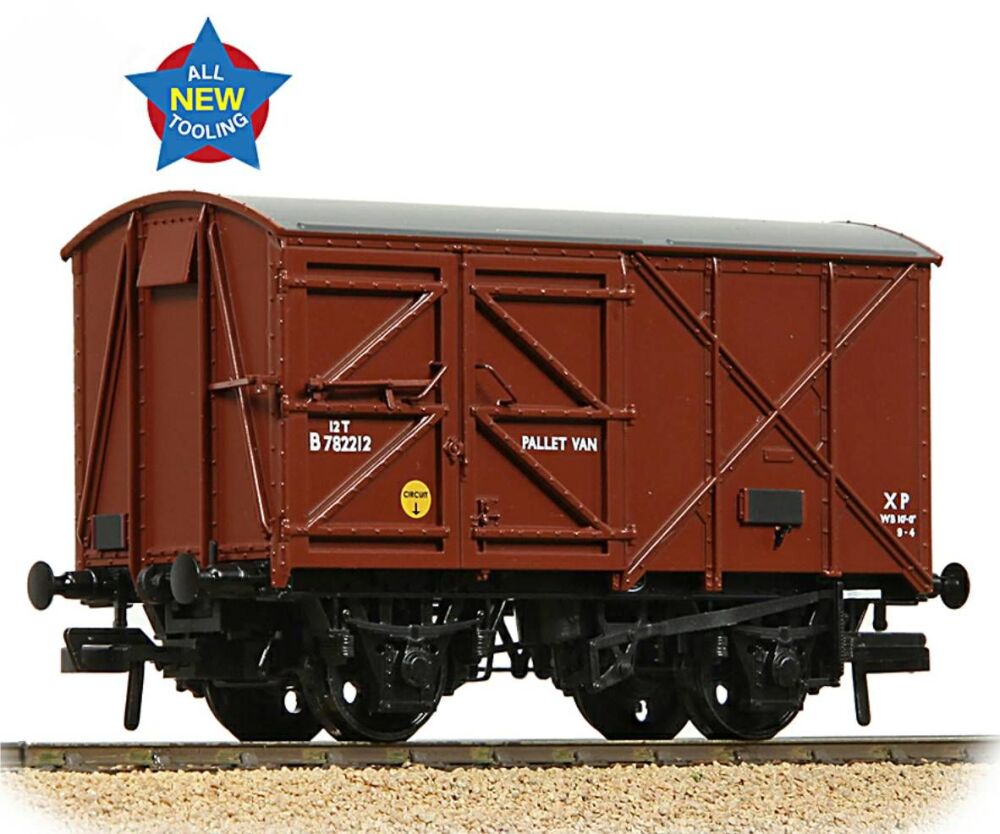 Bachmann 38-952  BR 12T Palvan BR Bauxite (Late)
