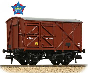 Bachmann 38-952  BR 12T Palvan BR Bauxite (Late)