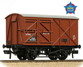 Bachmann 38-950A  BR 12T Palvan BR Bauxite (Early)