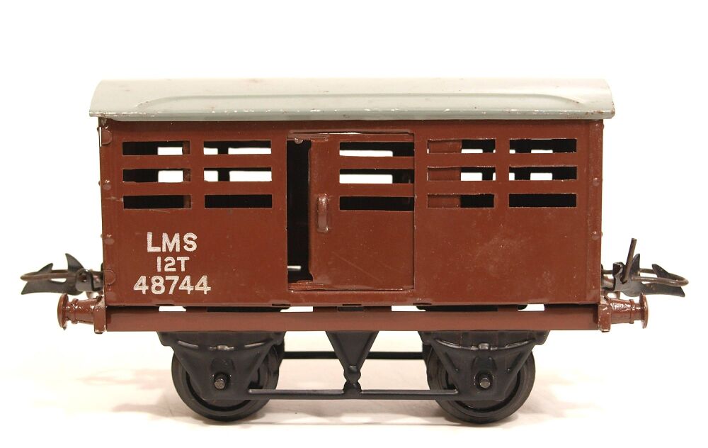 Hornby No1-SU  LMS 12t Cattle Wagon 48744 (O Gauge)