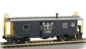 Bachmann 73204  Bay Window Caboose (with Roof Walk) - B & O