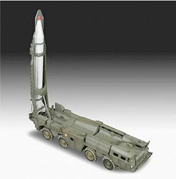Revell 03332  Scud-B 1:72