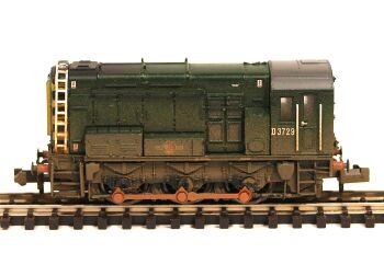 Graham Farish 371-022-SU   Class 08 D3729 BR Green Wasp Stripes Weathered (N scale)