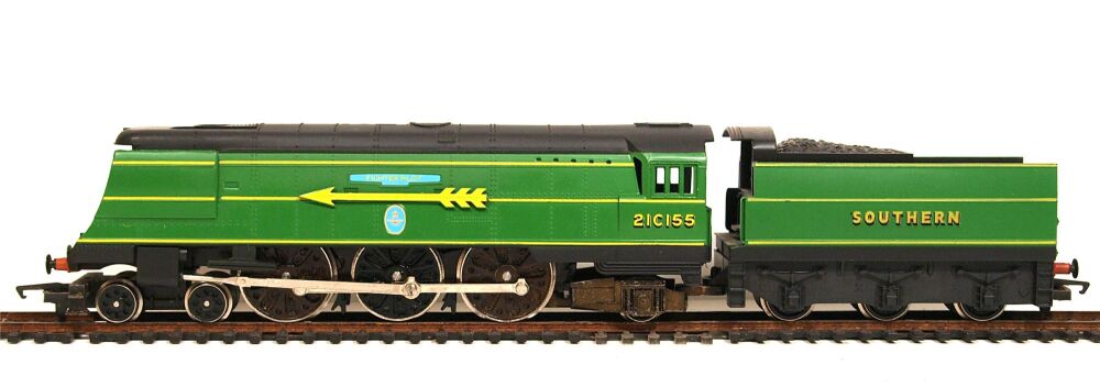 Hornby R866-SU  SR WC/BB 4-6-2 Loco Golden Arrow 'Fighter Pilot' 1:76
