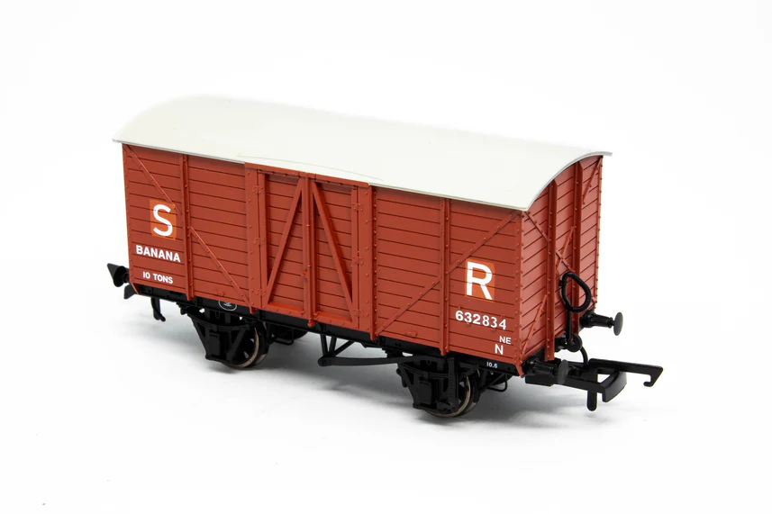 Oxford Rail OR76BAN004C  GE Banana Van - Patched SR 632834
