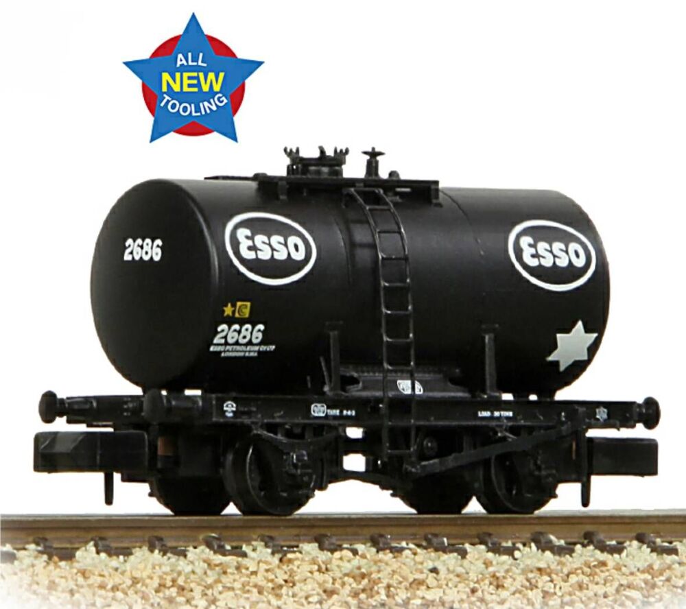 Graham Farish 378-005A  20T Class B Anchor-Mounted Tank Wagon 'Esso' Black