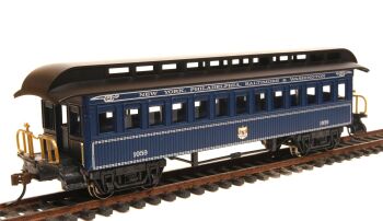 Bachmann 15105  Old Time Coach Clerestory Roof - Coach - B&O Royal Blue #1059