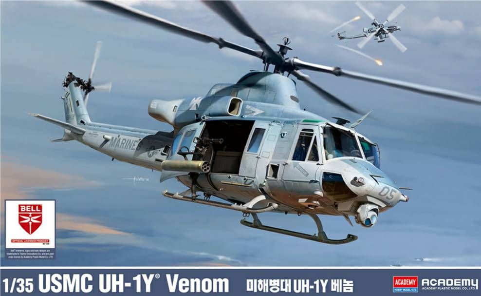 Academy 12138  US Marines UH-1Y Venom Utility Helicopter