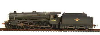 Hornby R2360-SU  BR Black 5 tender loco (44762) weathered 1:76