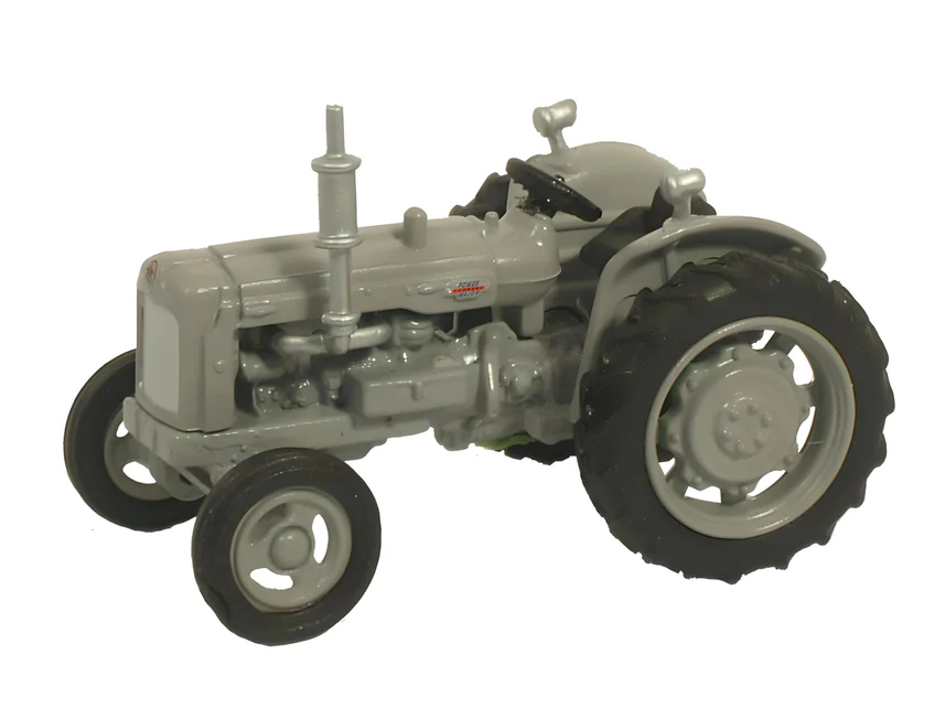 Oxford Diecast 76TRAC004  Fordson Tractor Matt Grey
