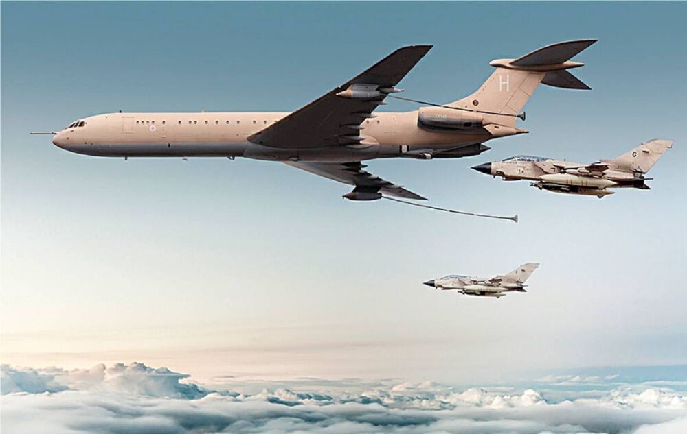 Roden ROD327  British Royal Air Force Super VC10 Type K3 1164 Tanker Aircra