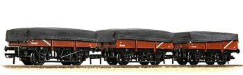 Bachmann 33-091A  5 Plank China Clay 3-Wagon Pack BR Bauxite (Early) with Tarp Covers