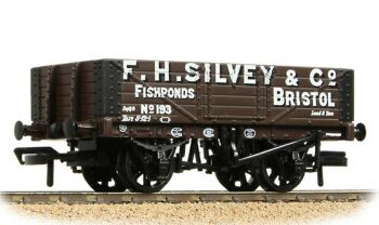 Bachmann 37-056B  5 Plank Wagon Wooden Floor 'F. H. Silvey & Co.' Brown