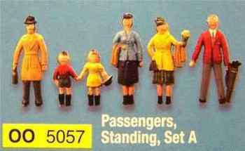 5057  Passengers standing (set A)