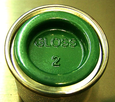 02  Humbrol (Gloss) Enamel   Emerald AA0028