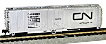 Bachmann 17952  50'  Steel Reefer 'Canadian National' (Silver Series)(1:148)