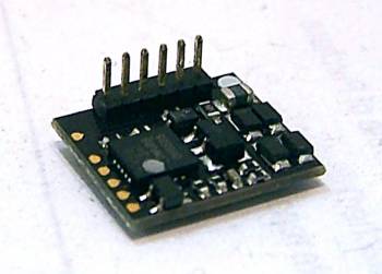 Bachmann 36-556RA   90°6 Pin DCC Decoder (DC Compatible)