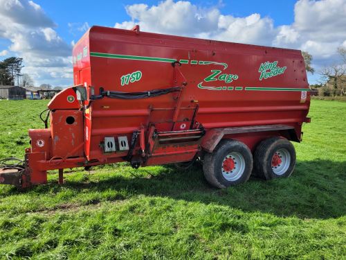 0208: King 17SD 17 Cube Tandem Axle Diet Feeder, Year 2011, Side Elevator, Weigh Scales. Good Basic Machine. £ SOLD