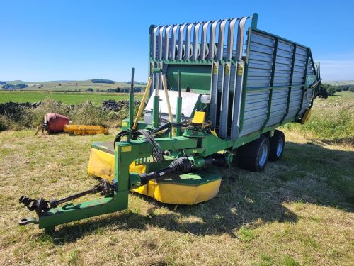 0213: FGT 80 Zero Grazer. Year 2015,. Tandem Axle, Front 2 Drum Mower, Self Load / Unloading  Wagon. Been Used to Feed 80 Cow Herd.  £ SOLD