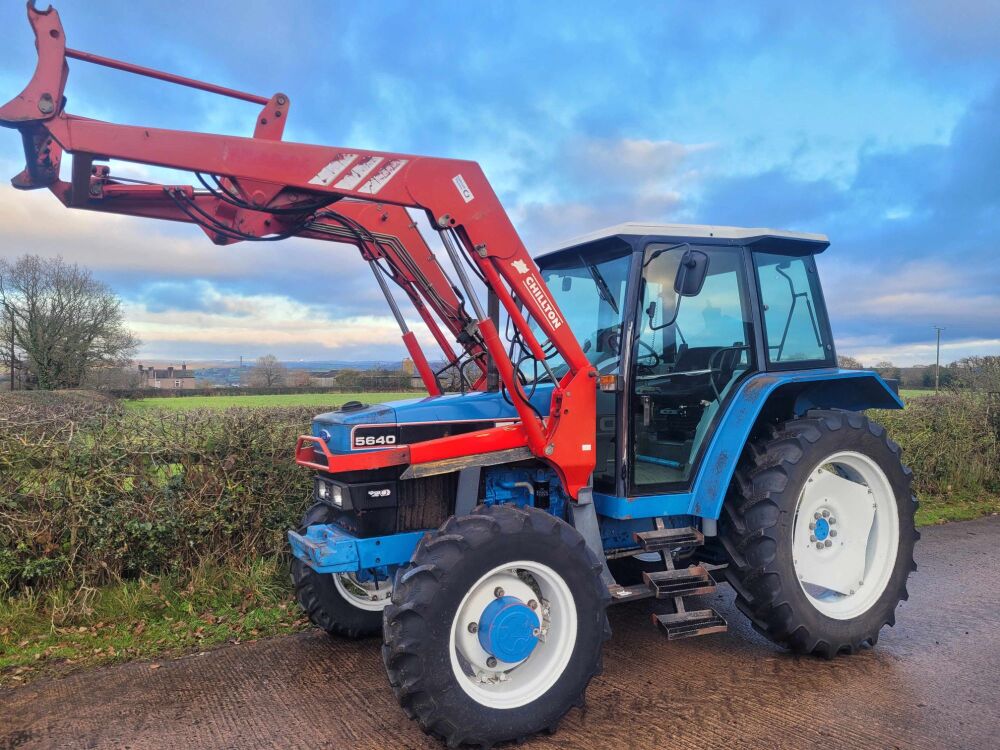 0135: Ford 5640 SL 4wd c/w Chilton Loader, K Reg 1992, 1 Owner, 5792 Hours,  75 H.P, Very Genuine Tractor, £16,500 Plus Vat