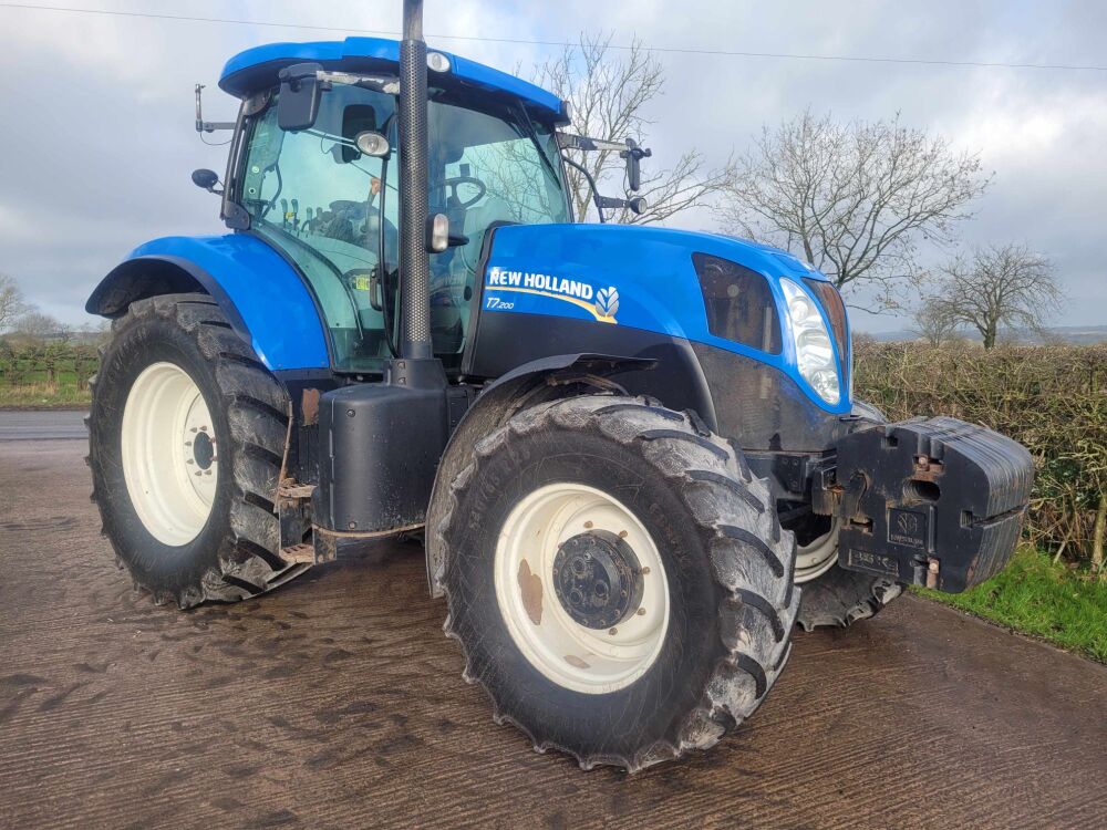 New Holland T7.200 2