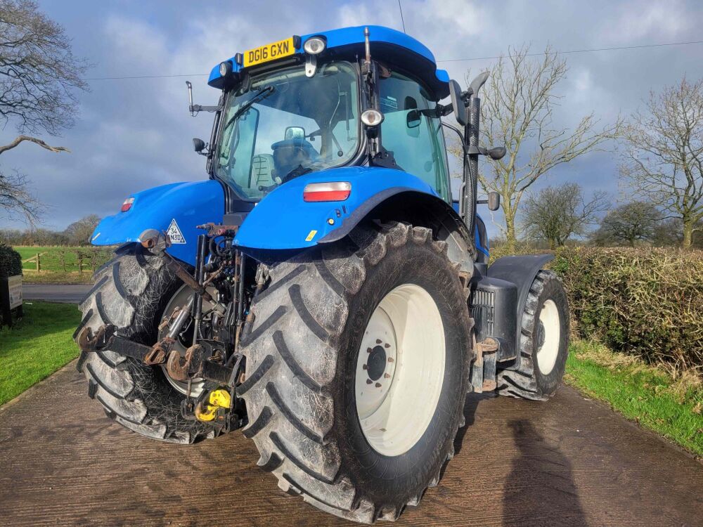 New Holland T7.200 3