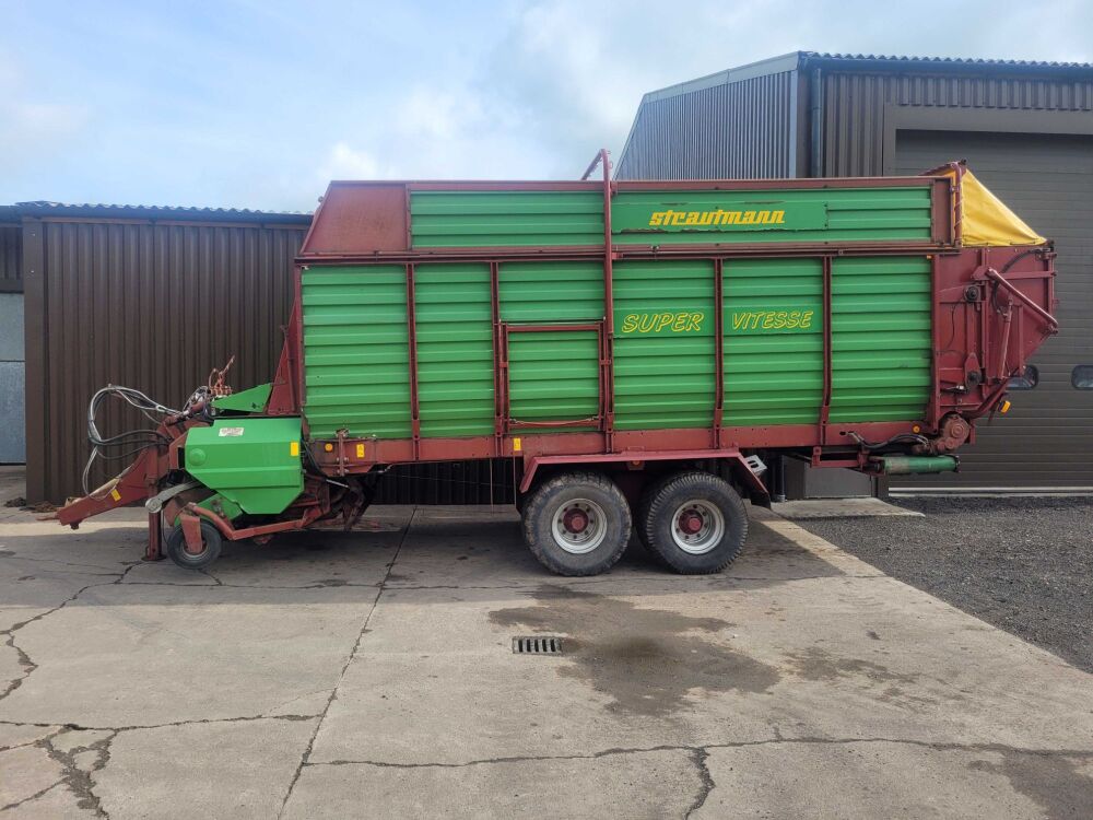 7014: SOLD. Super Vitesse 2 Self Loading Forage Wagon.  Year 2002.  Knives, Wide Angle PTO. Rear Slide Out Cross Conveyor. £ SOLD