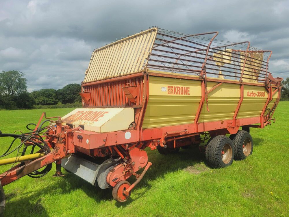 7016: SOLD. Krone 3500 Tandem Axle Self Loading Forage Box / Wagon. Year 1989, Drop In Knives, Simple Well Built Machine . £ SOLD.