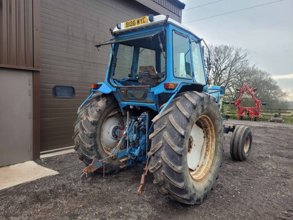 Ford 8210 6