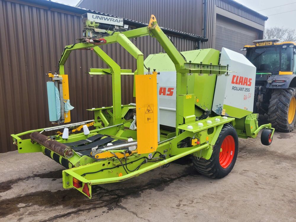 Claas Rollant 255 7