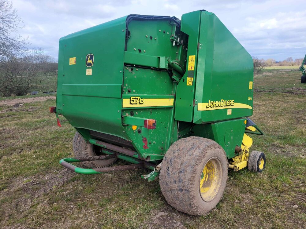 John Deere 578 Round Baler 3