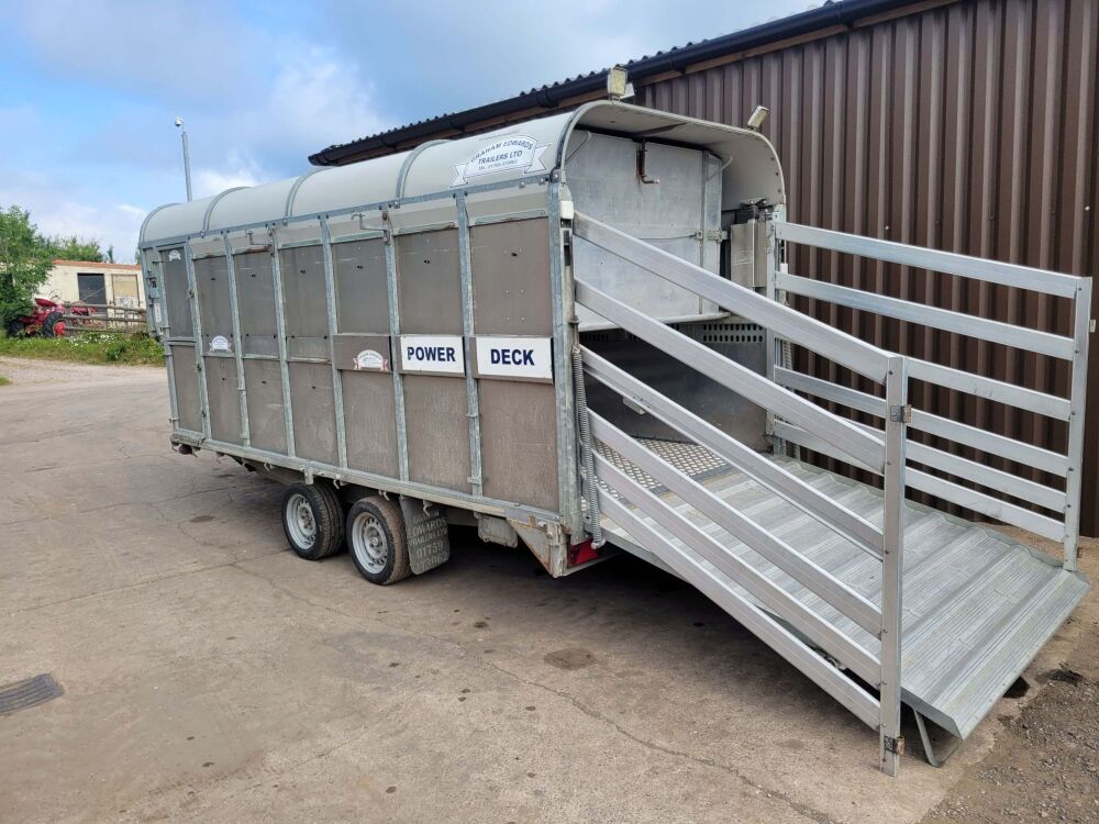 Graham Edwards Stock trailer 2