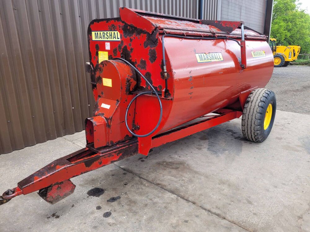0486: Marshall 5.5 Cube Yard Rota Spreader, Hydraulic Lid, One Smallholding From New, Good Genuine Machine.  £1,900 Plus Vat