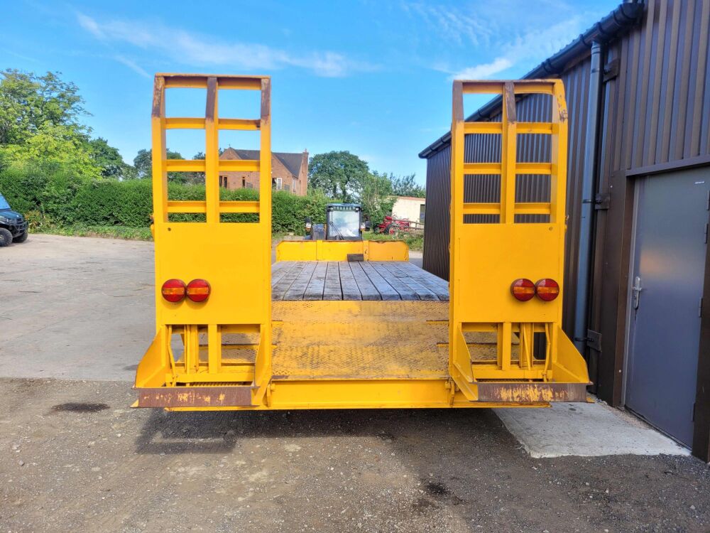 Chieftain Low Loader 4