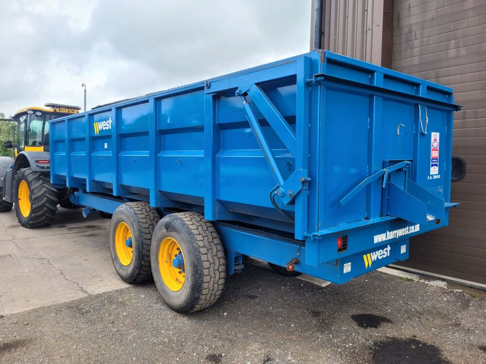 West 14 Ton Trailer 2