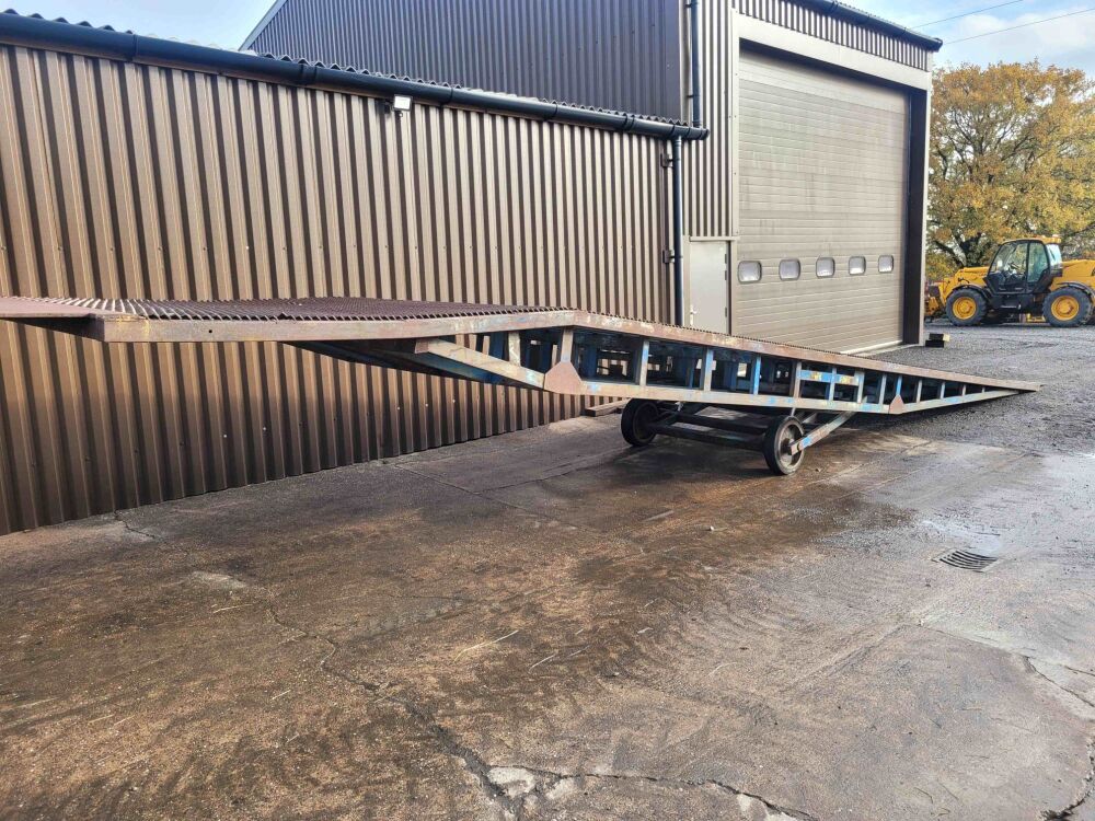 Loading Ramp 2