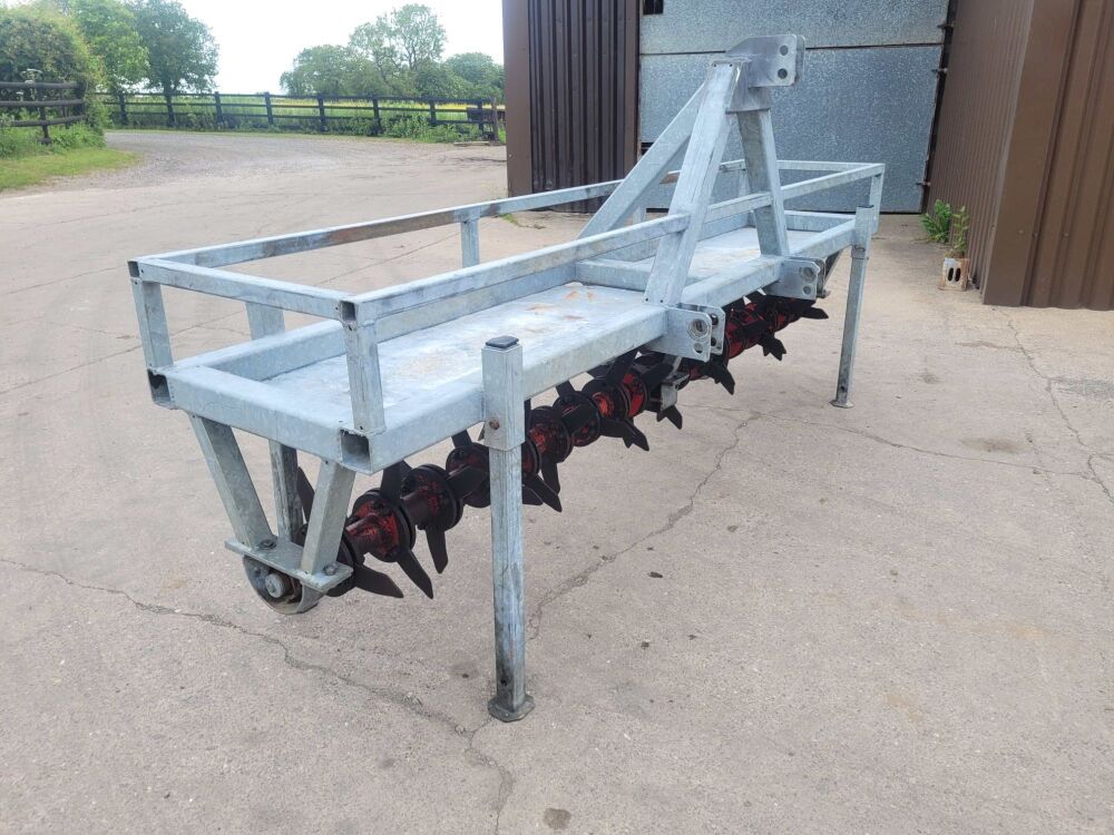 Galvanised 3 Metre Grass Slitter 2